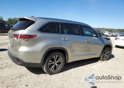 2016 Toyota Highlander Xle z USA, uszkodzony, nr VIN 5TDKKRFH5GS125023